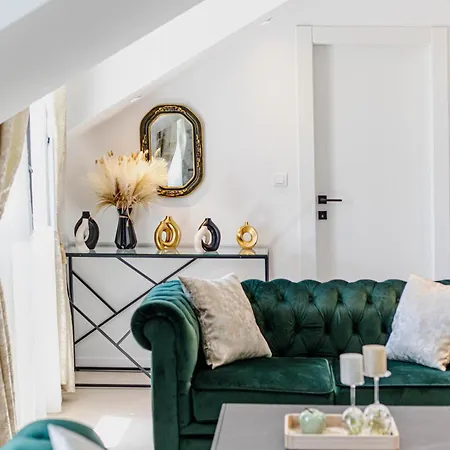 Monfrina 3 Luxury In The Old Town Near Split