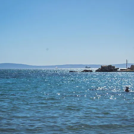 Monfrina 3 Luxury In The Old Town Near Apartamento