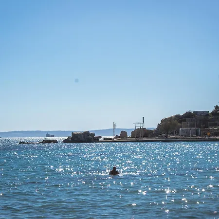 Monfrina 3 Luxury In The Old Town Near