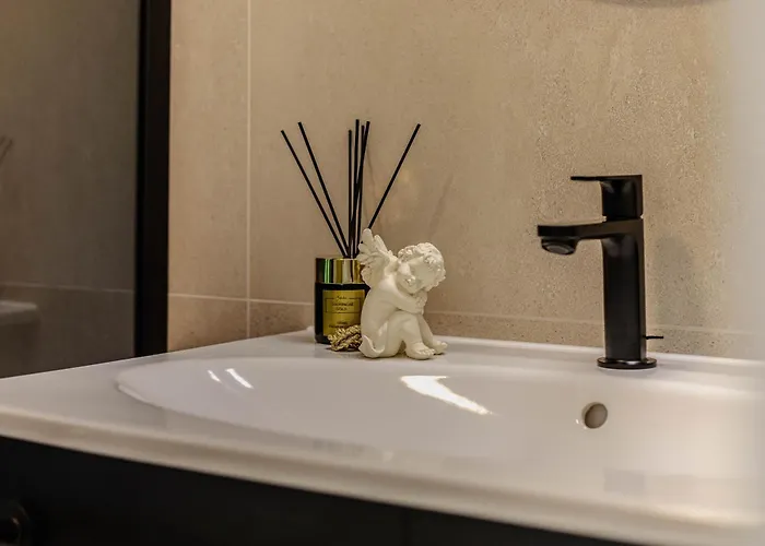 Monfrina 3 Luxury In The Old Town Near Appartement