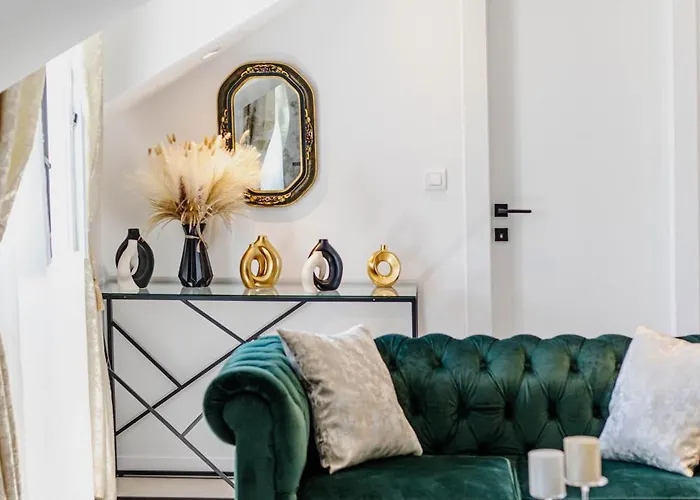 Monfrina 3 Luxury In The Old Town Near Split