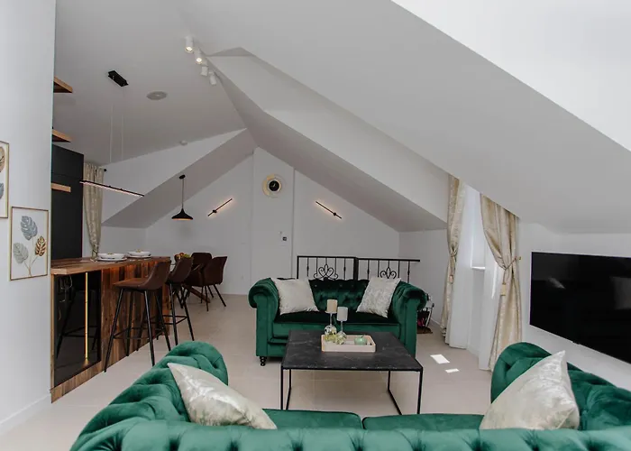 Monfrina 3 Luxury In The Old Town Near Split