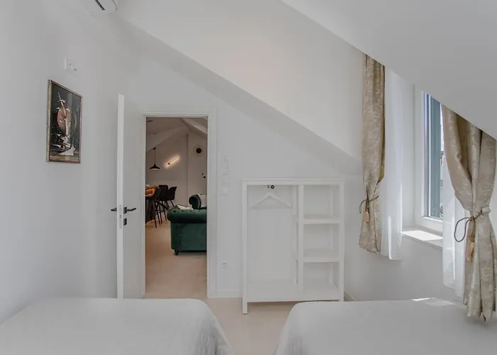 Monfrina 3 Luxury In The Old Town Near Apartment Split