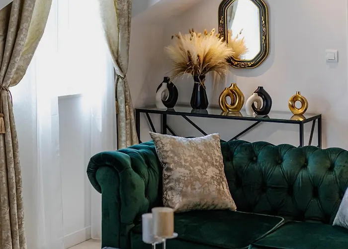 Monfrina 3 Luxury In The Old Town Near Appartement *