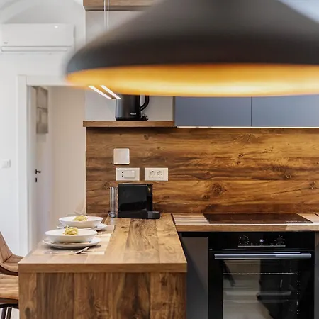 Appartamento Monfrina 3 Luxury In The Old Town Near *